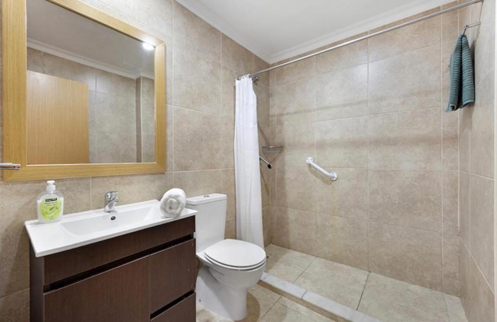 Cozy Apartment With Seaview 300M From The Beach Portimao Exterior photo